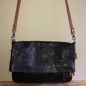 Envelope text leather bag